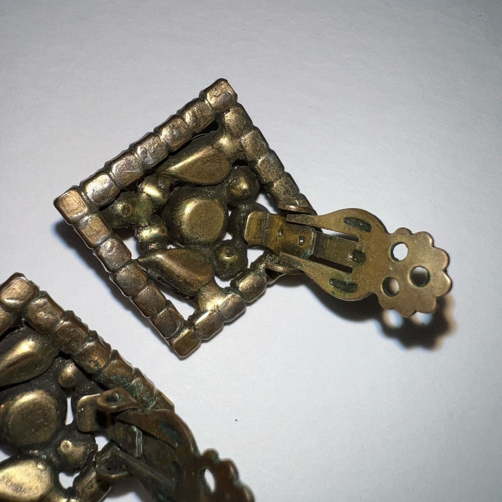 Vintage Weiss 1950s Amber Rhinestone Square Clip On Earrings - Picture 9 of 11